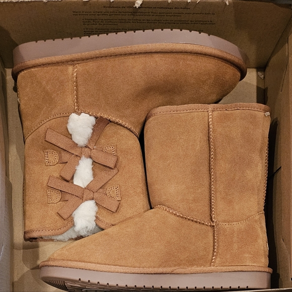 Ugg Koolaburra Boots - Picture 2 of 12